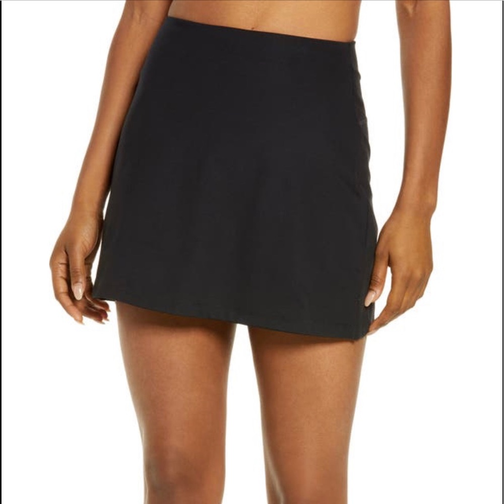 Girlfriend collective black sport skort small